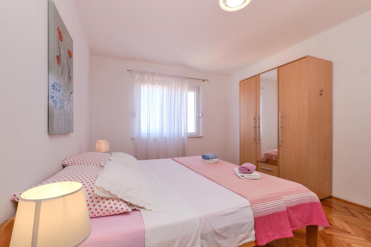 Sea View Apartment Sandra In Mali Losinj Ngoại thất bức ảnh