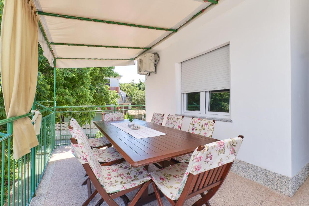 Sea View Apartment Sandra In Mali Losinj Ngoại thất bức ảnh