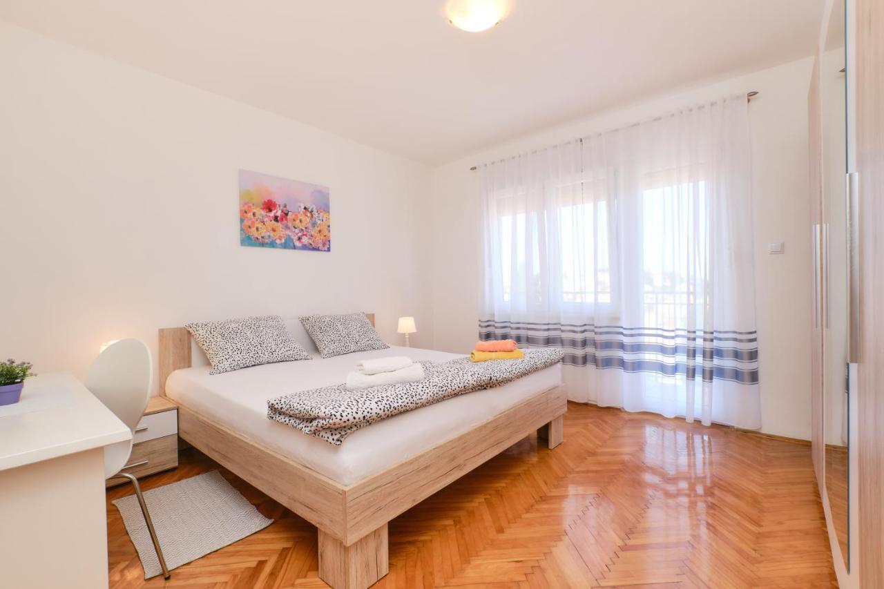 Sea View Apartment Sandra In Mali Losinj Ngoại thất bức ảnh