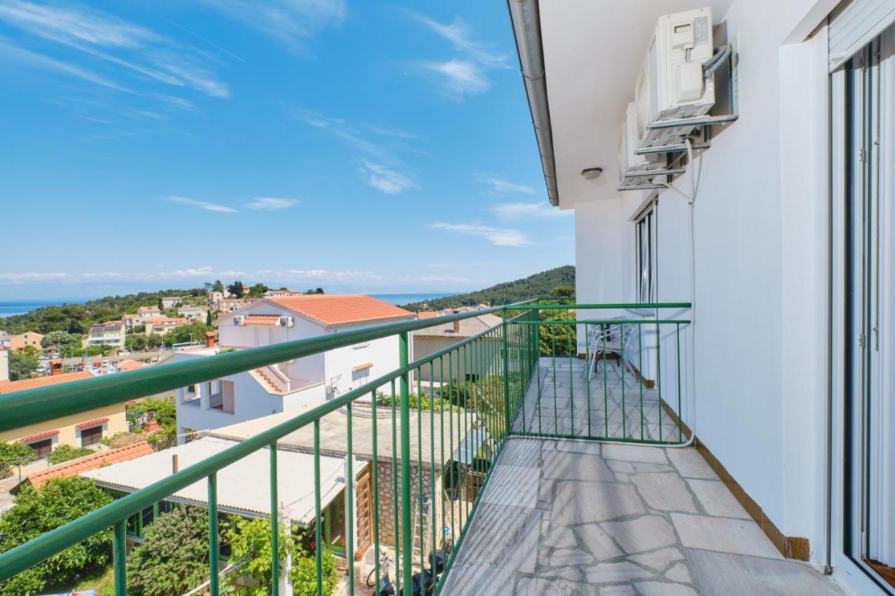 Sea View Apartment Sandra In Mali Losinj Ngoại thất bức ảnh